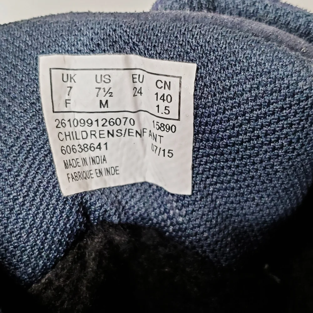 Clarks Sanice GTX Gore-Tex Snow Boots Kids Size 7